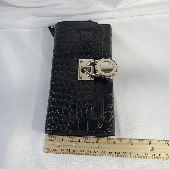 Fiore Black Croc Embossed Wallet With Silver Toned Faux Lock Embellishment NWT - Picture 3 of 9